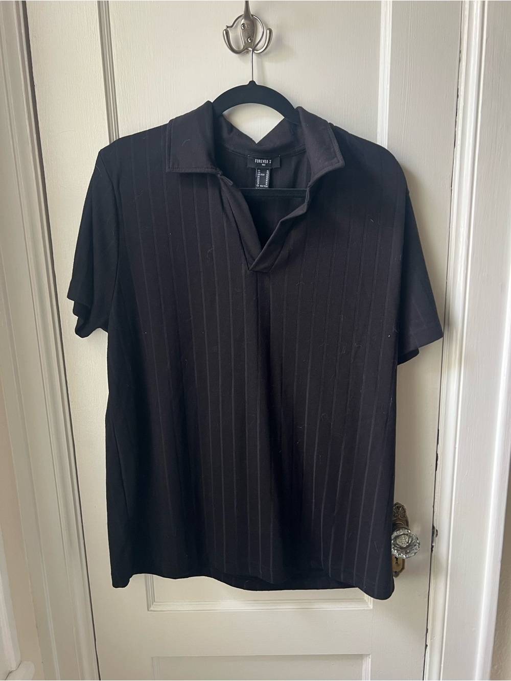 Forever 21 Men's Black Pinstripe Short-Sleeve Polo